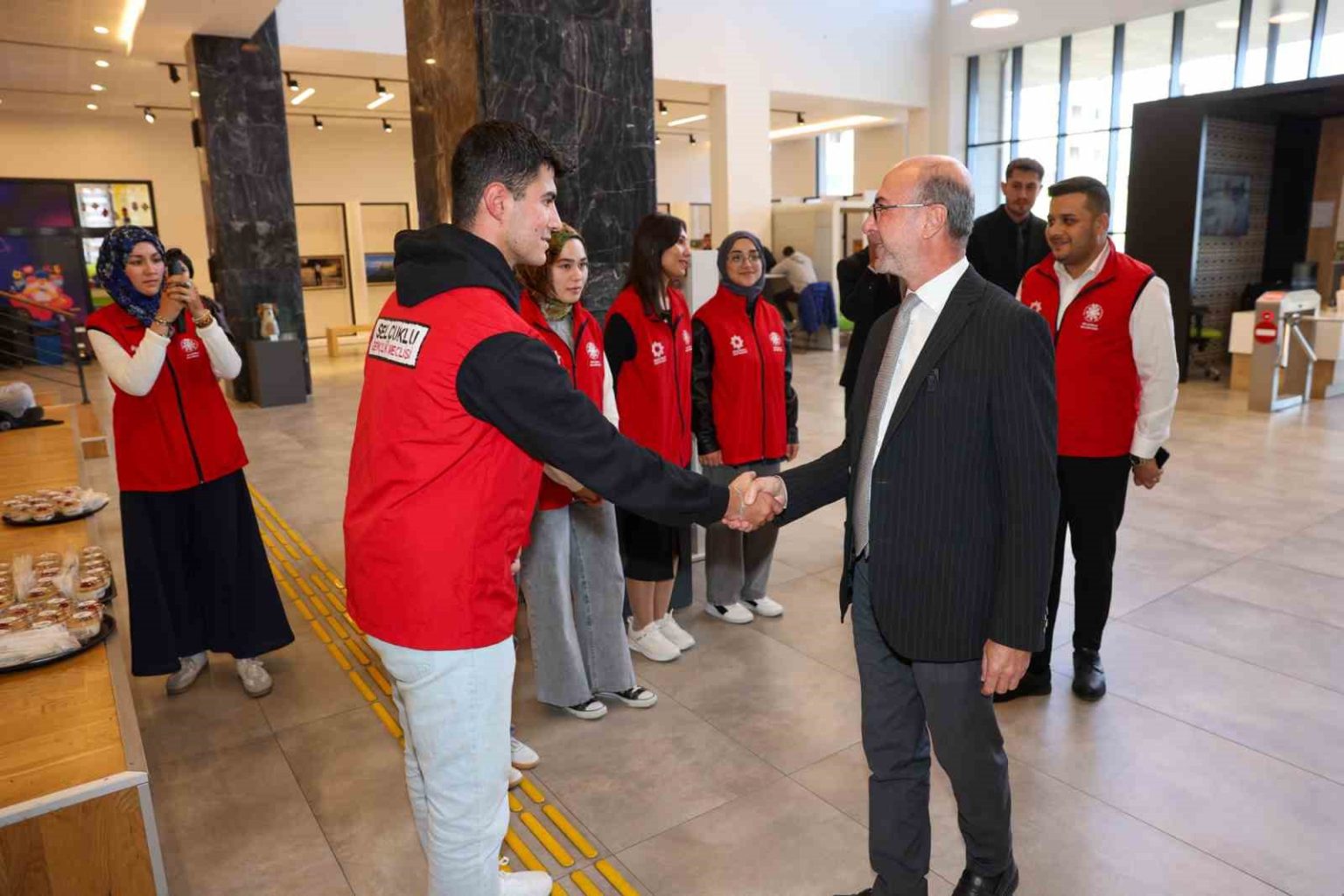 tamamen-dijital-yeni-nesil-kutuphane