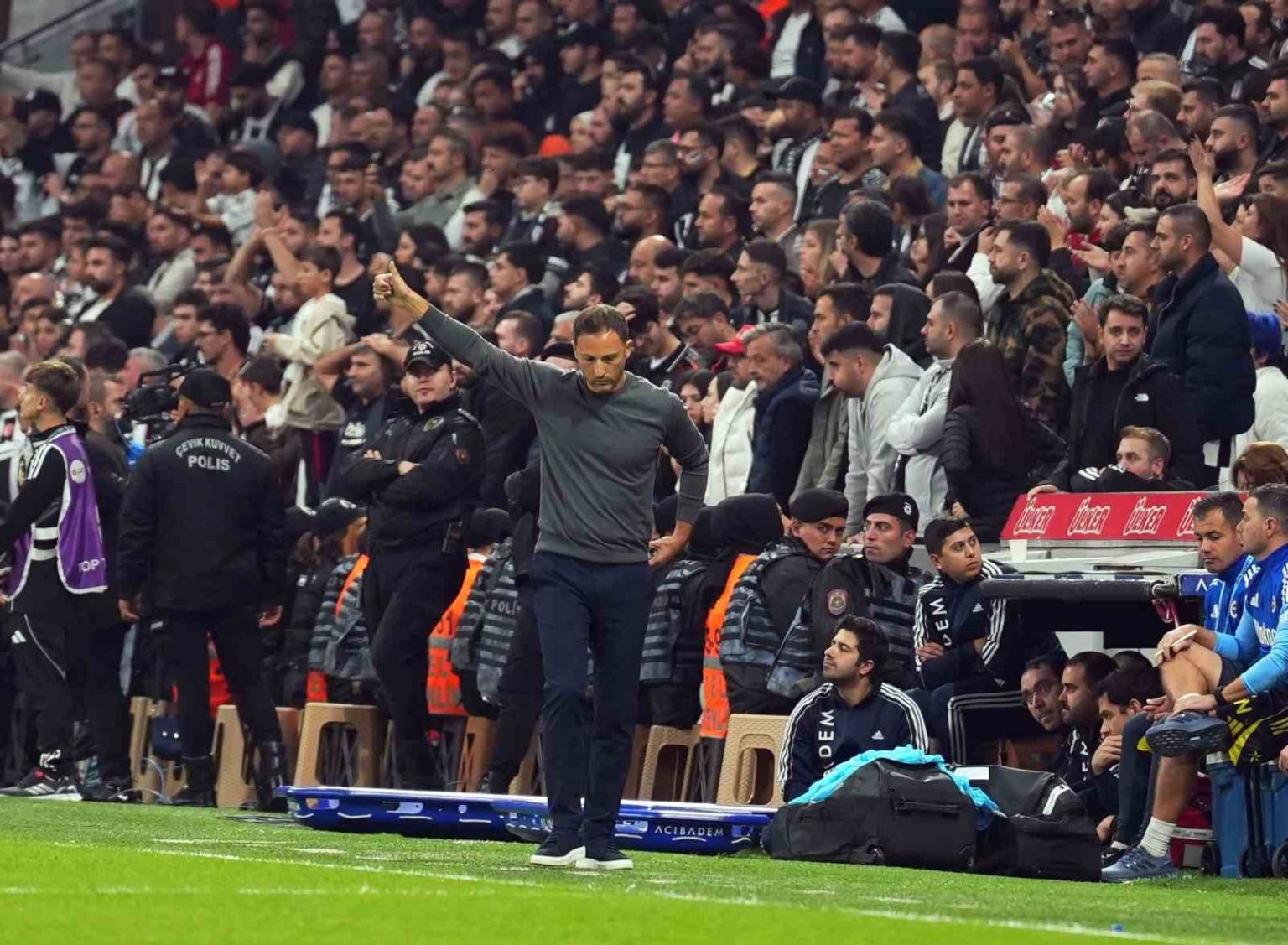 tedesco-ilk-derbisinde-kazandi