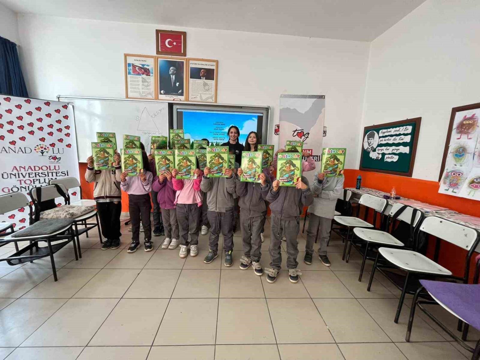 toplum-gonullulerinden-koy-okuluna-anlamli-ziyaret