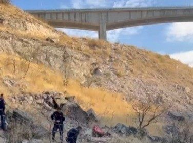 ucurumda-mahsur-kalan-keci-kurtarildi