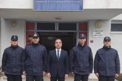 yenipazar-kaymakami-ucardan-jandarma-personeline-destek