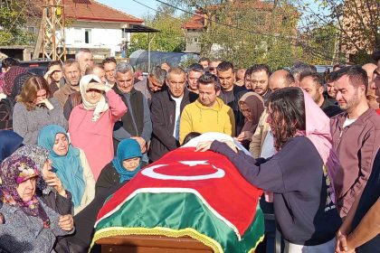 zonguldakta-kahvehane-baskininda-hayatini-kaybeden-2-kisi-topraga-verildi