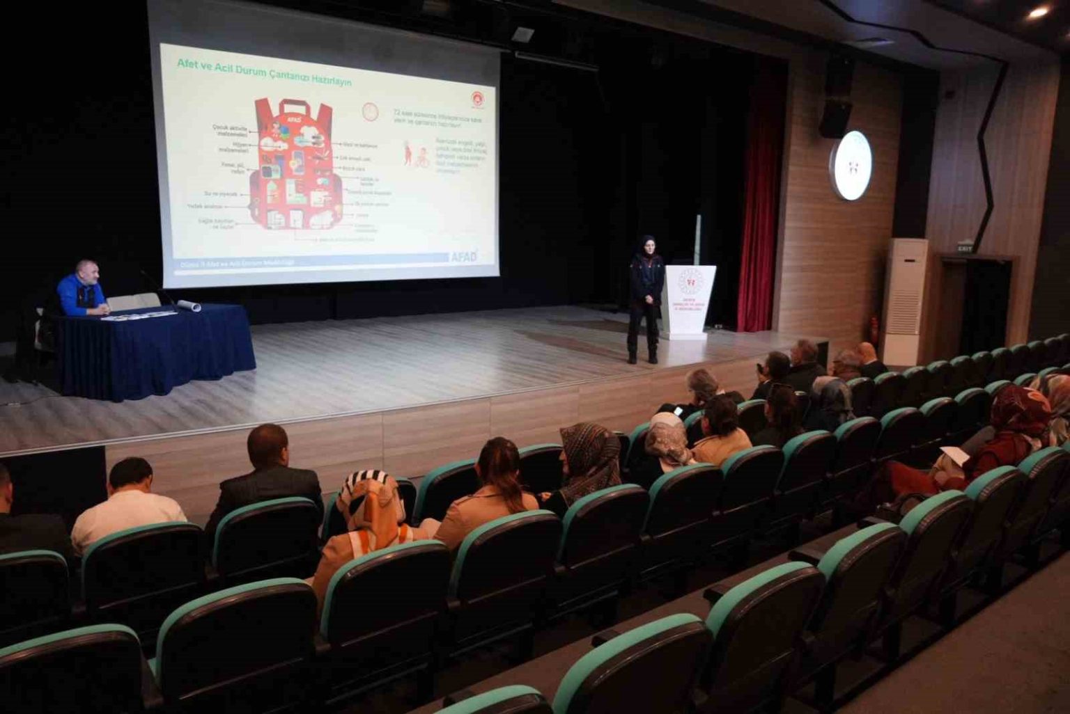 afaddan-sivil-savunmacilara-egitim