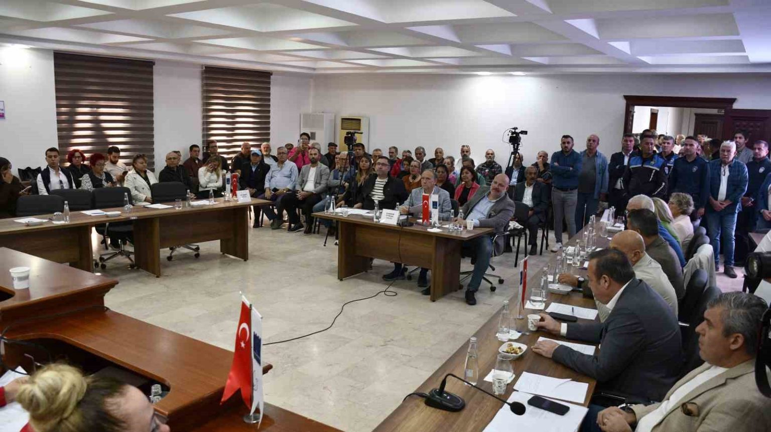 baskan-gunelden-sagduyu-cagrisi