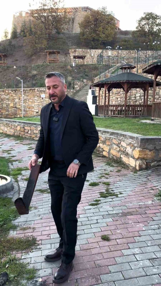 belediye-baskani-parka-zarar-verenlere-tepki-gosterdi