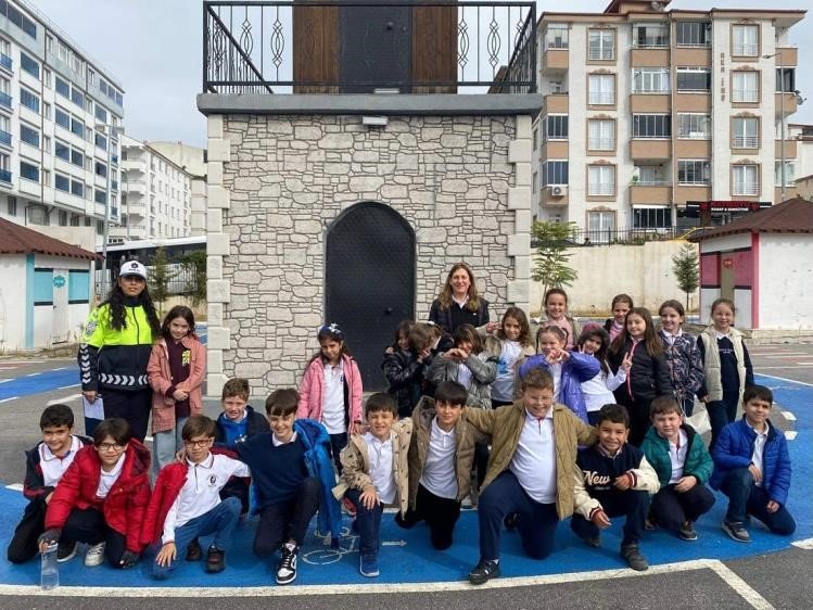 bilecikte-guvenli-gelecek-icin-trafik-dersi