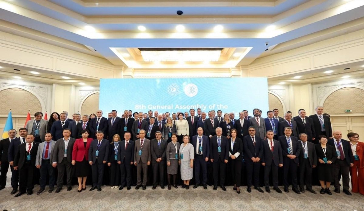 buu-heyeti-turk-universiteler-birligi-8-genel-kuruluna-katildi