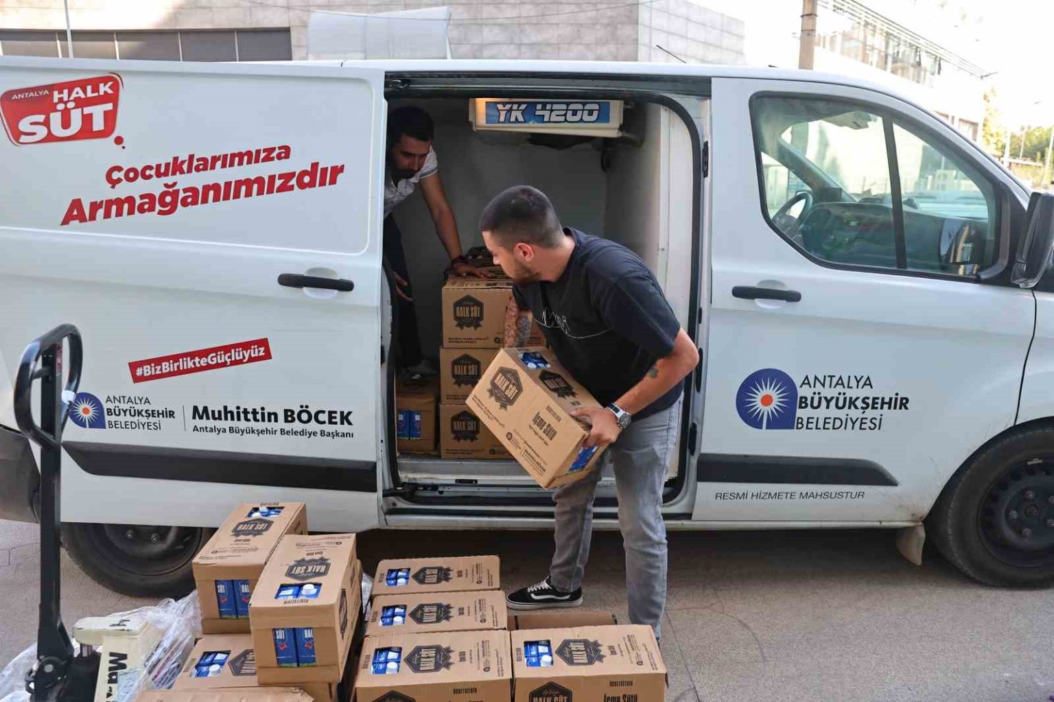 buyuksehirden-6-24-aylik-bebeklere-halk-mama-destegi