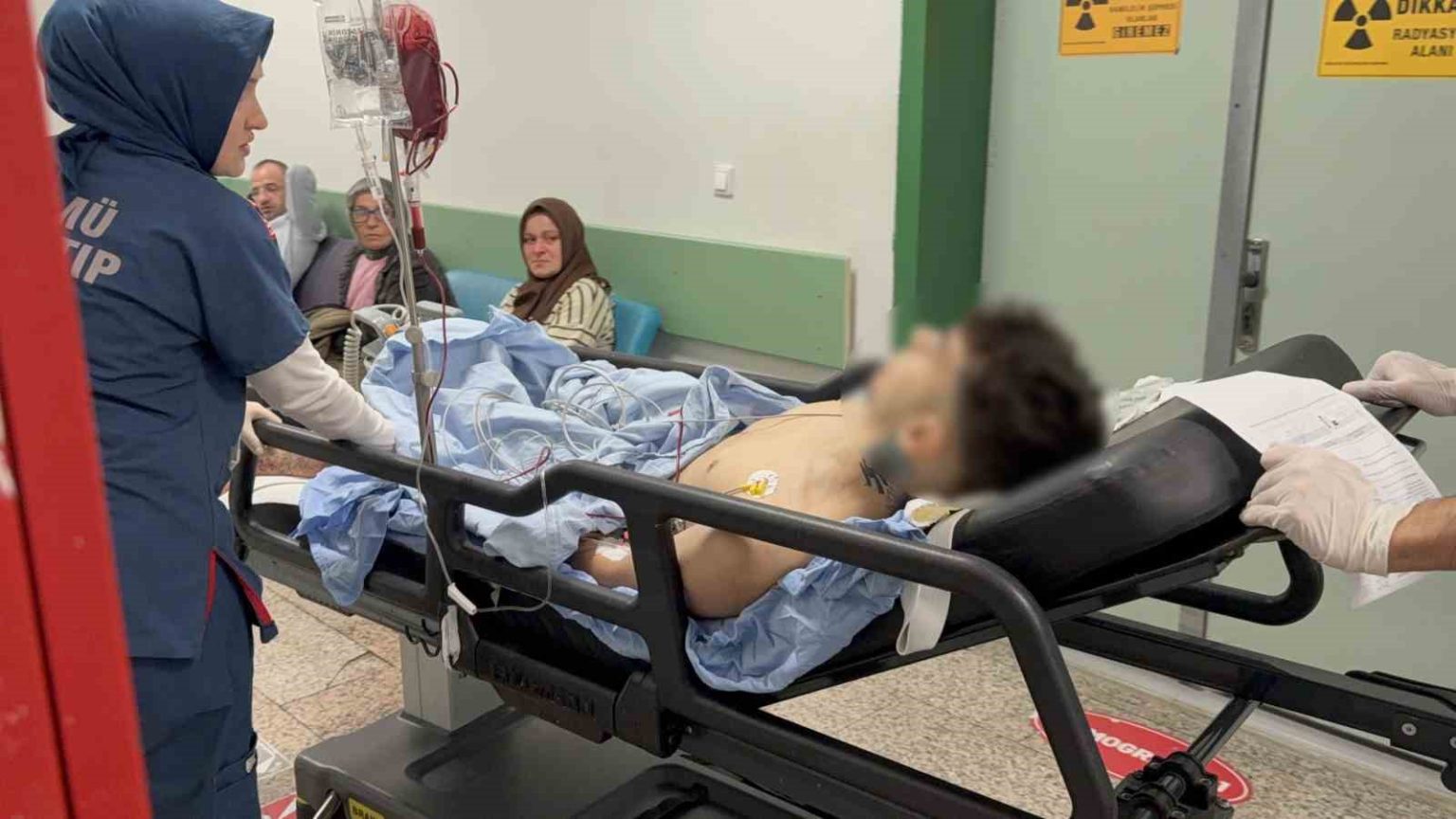 cezaevi-ziyareti-donusu-bicakli-saldirida-yaralandi