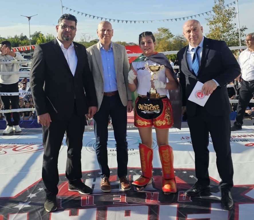 denizli-kick-boks-galasinda-sporcular-filistin-icin-ringe-cikti