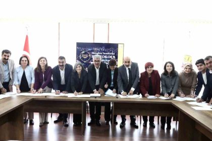 diyarbakirda-kadinlarin-ortak-uretimi-icin-5-kirsal-ilcede-mandira-kuruluyor