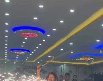 elazigda-davulcu-figurleri-ile-dugunlere-renk-katiyor