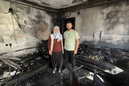 evleri-yanginda-kule-dondu-aile-canini-zor-kurtardi