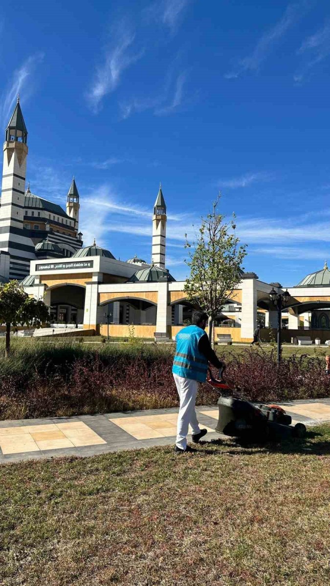 hukumluler-kulliyenin-bakimini-gerceklestirdi