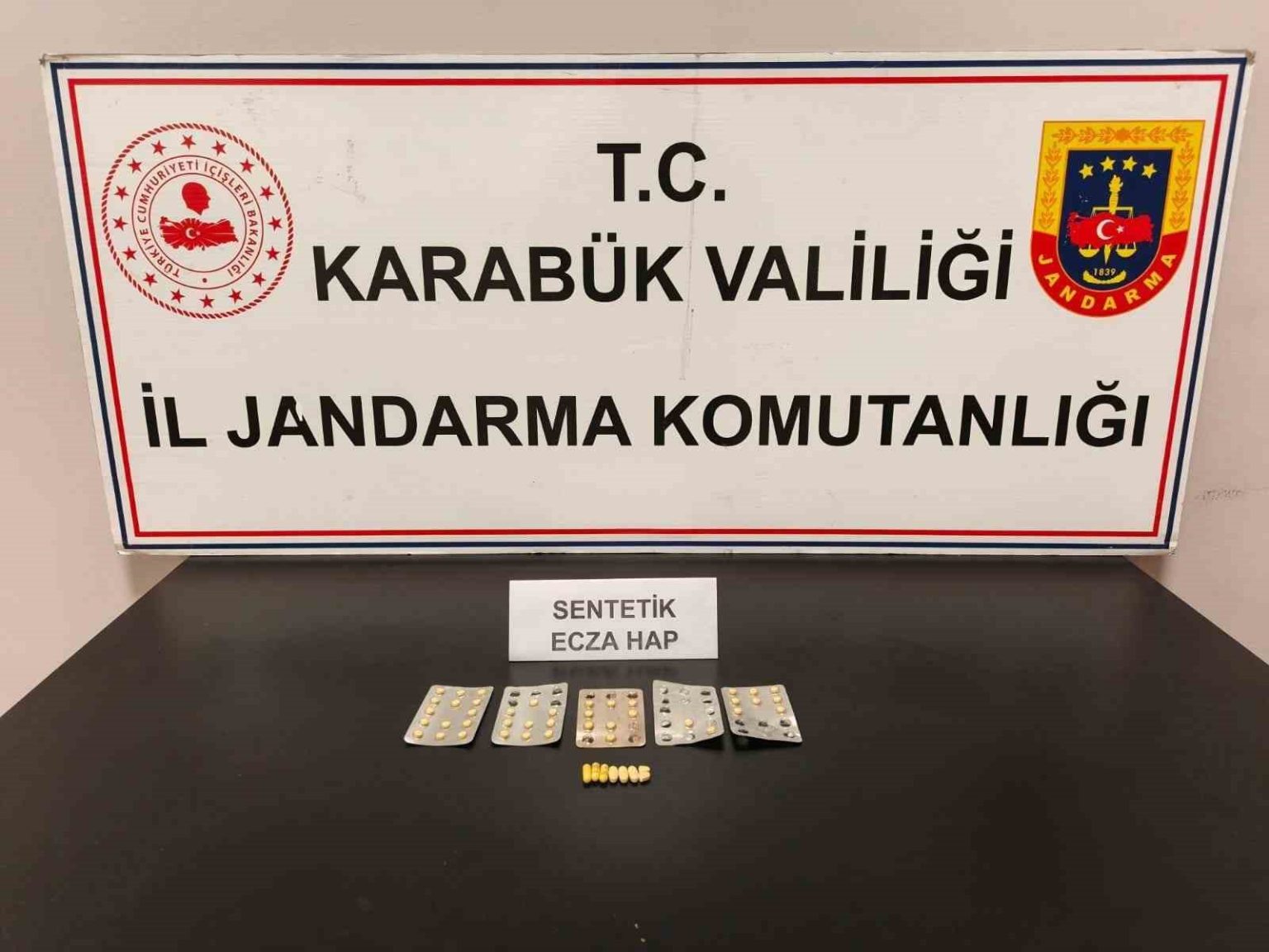 karabukte-47-adet-uyusturucu-hap-ele-gecirildi