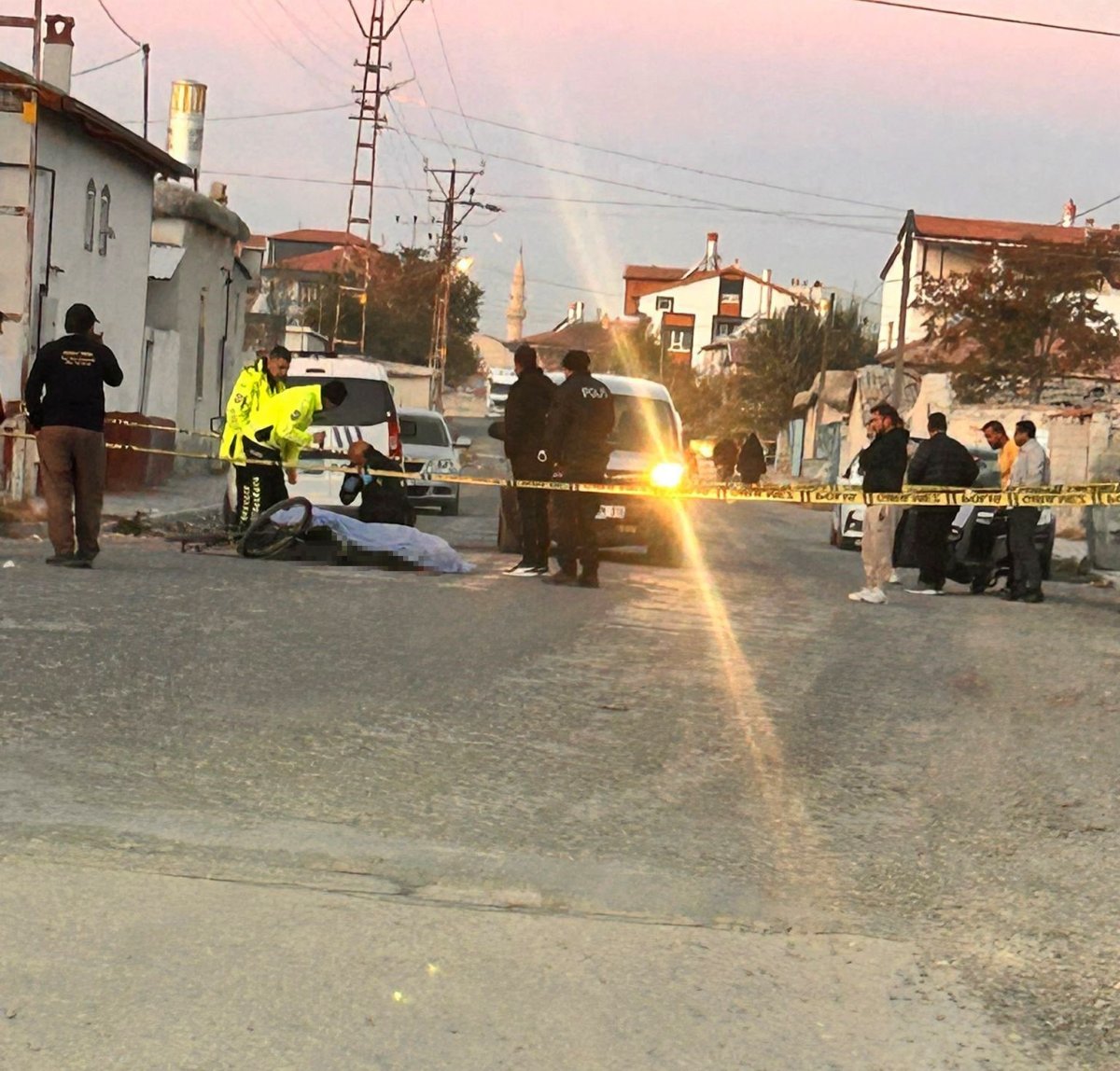 kazada-cocugunun-olumunden-sorumlu-tuttugu-surucuyu-oldurdu