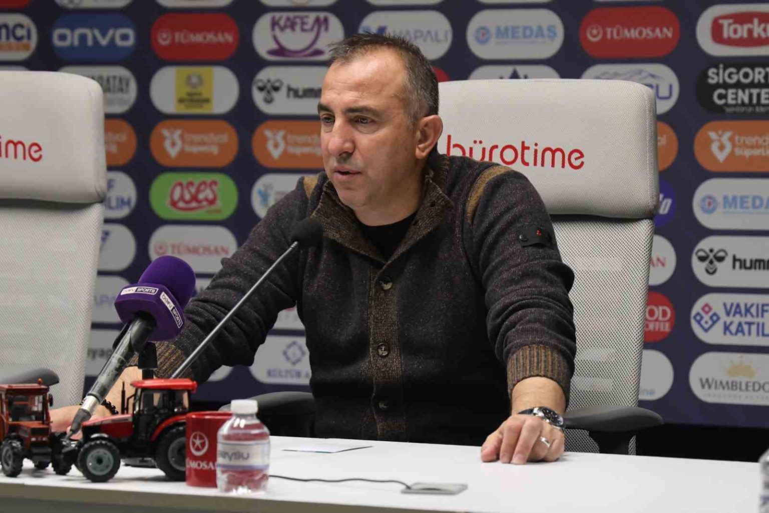 konyaspor-recep-ucar-ile-yollarini-ayirdi