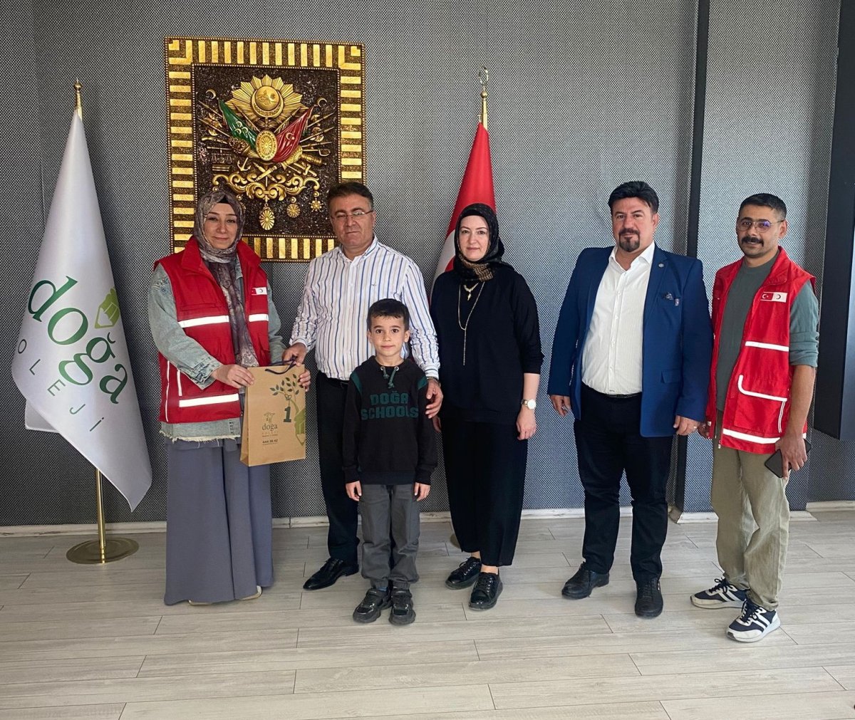 kucuk-yureklerden-buyuk-iyilik