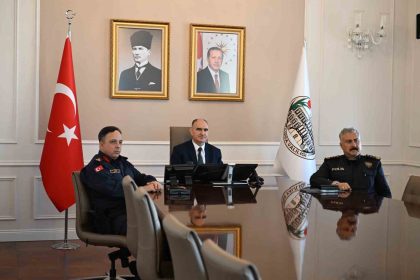 manisada-ekim-ayi-asayis-ve-guvenlik-konulari-degerlendirildi