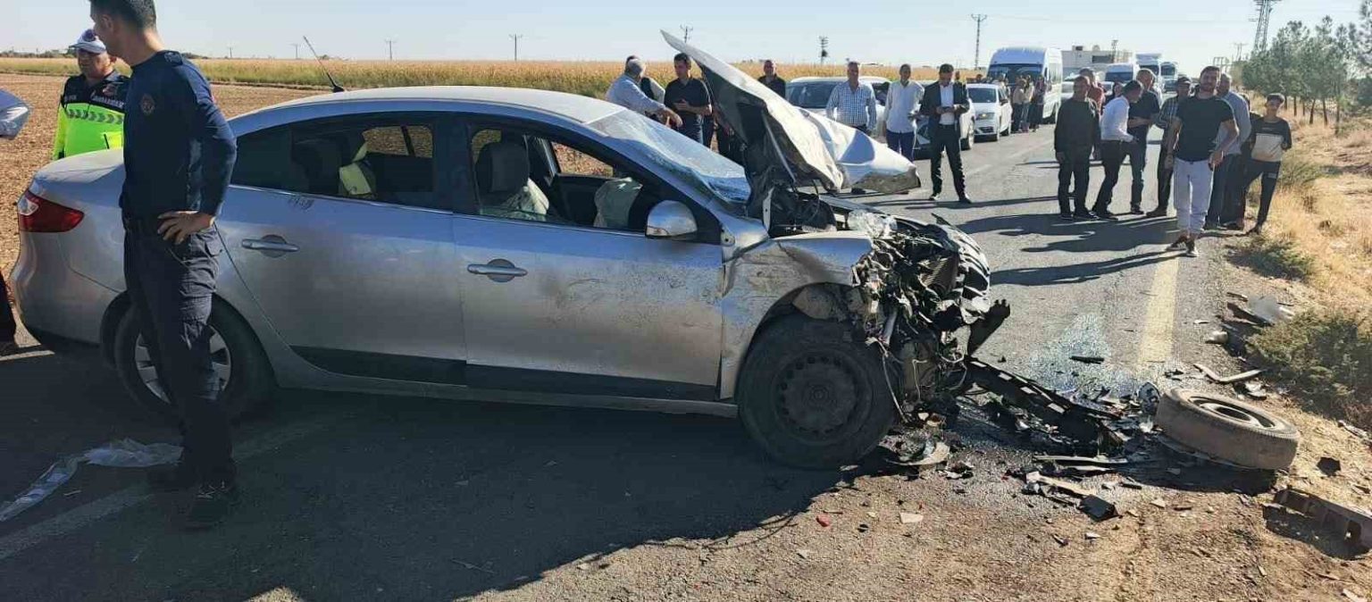 mardinde-iki-otomobil-carpisti-6-yarali