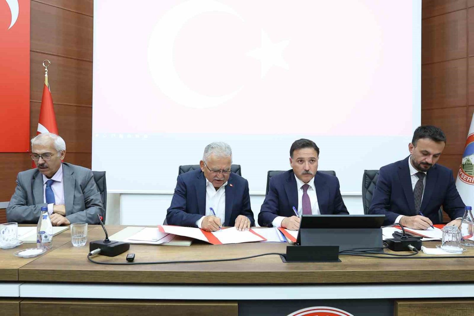 mimar-sinan-evi-icin-imzalar-atildi