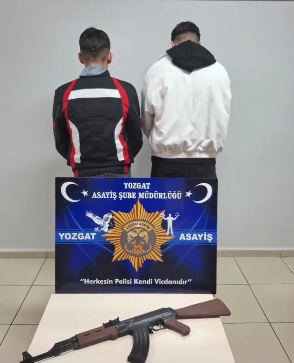 oyuncak-silahla-sov-yapip-sosyal-medyada-paylastilar-polisten-kurtulamadilar