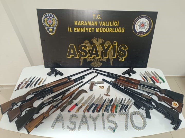 polisin-uygulamalarinda-tarihi-eser-ve-ruhsatsiz-silahlar-ele-gecirildi-8-tutuklama