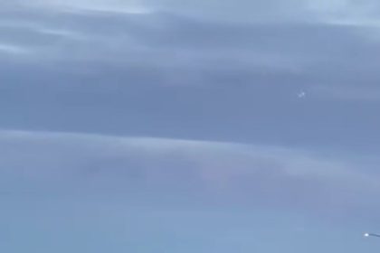 sanliurfada-seyir-halindeki-kamyonun-dingili-koptu-tekerlekler-yolda-ilerledi