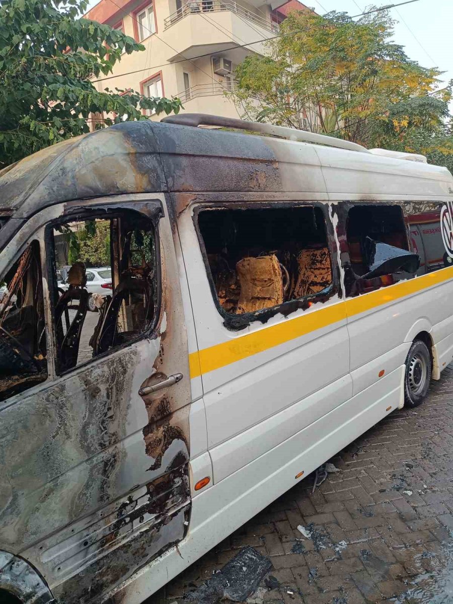 servis-surucusu-dehset-anlarini-anlatti