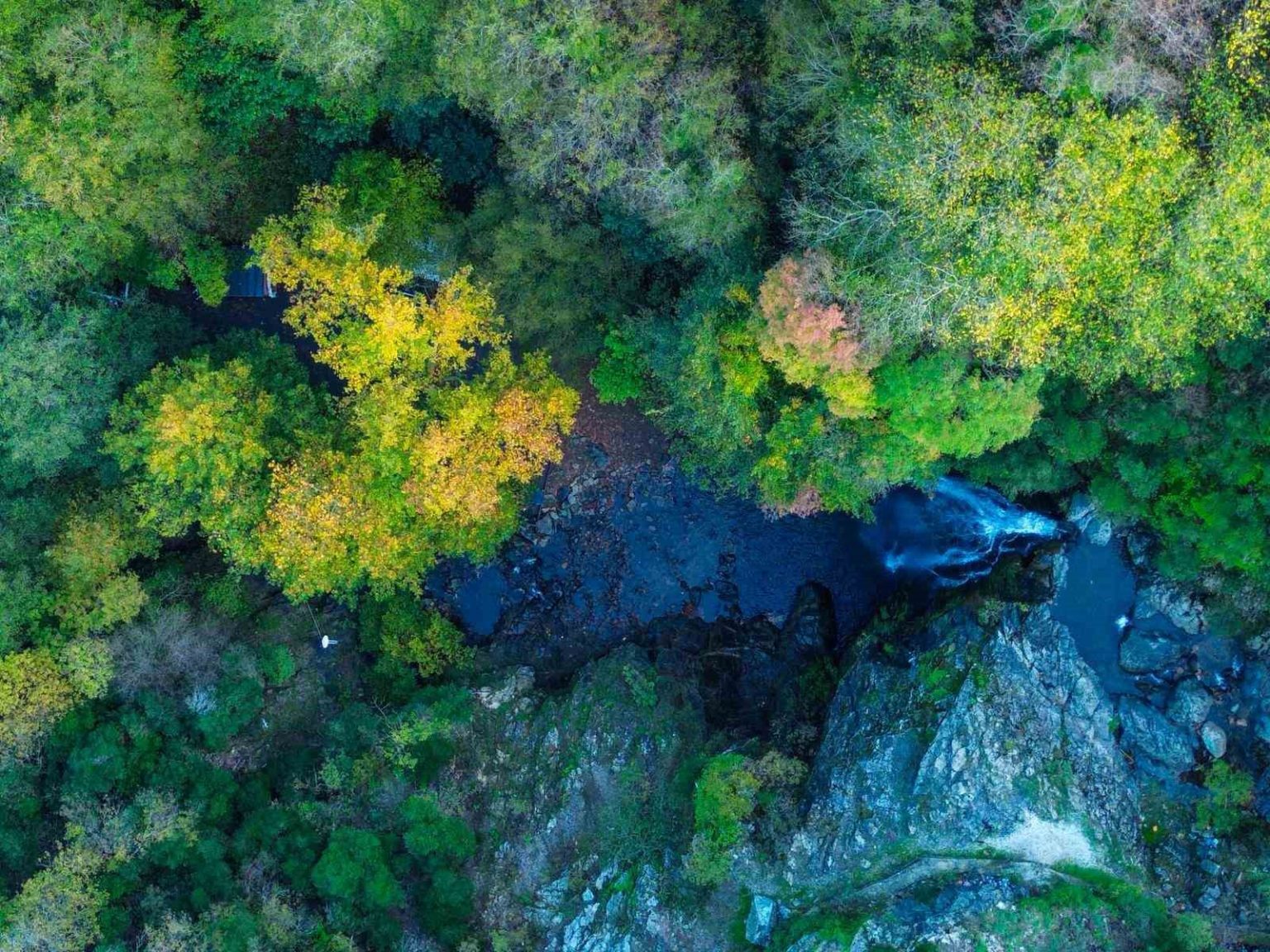 sudusen-selalesinde-sonbahar-guzelligi