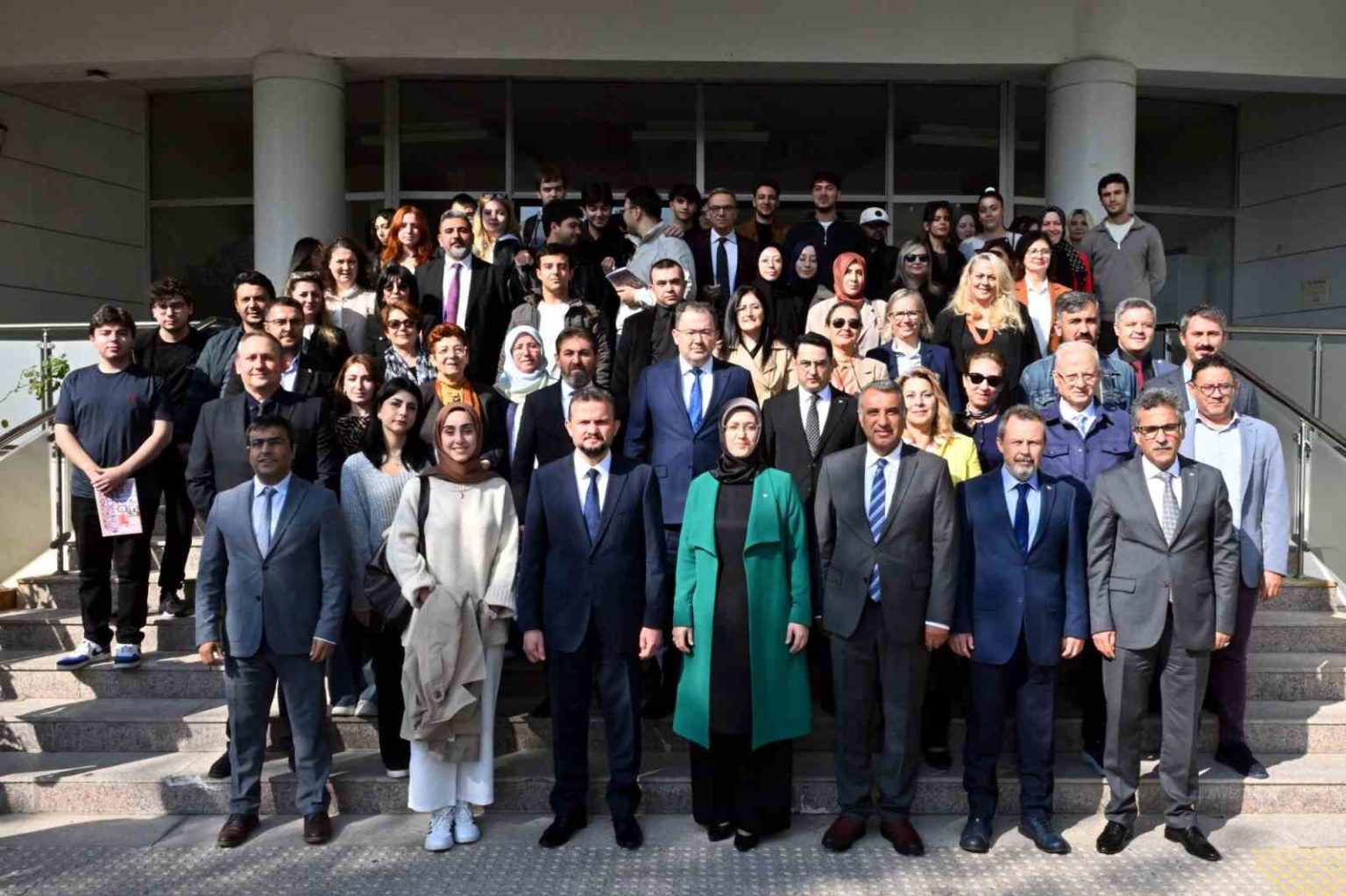 turkiye-ulusal-ajansi-baskani-manisa-cbude-ogrencilerle-bir-araya-geldi