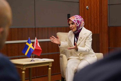 aile-ve-sosyal-hizmetler-bakani-goktas-katarda