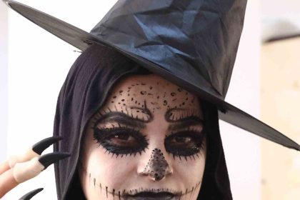 antalyada-gorenleri-korkutan-makyaj