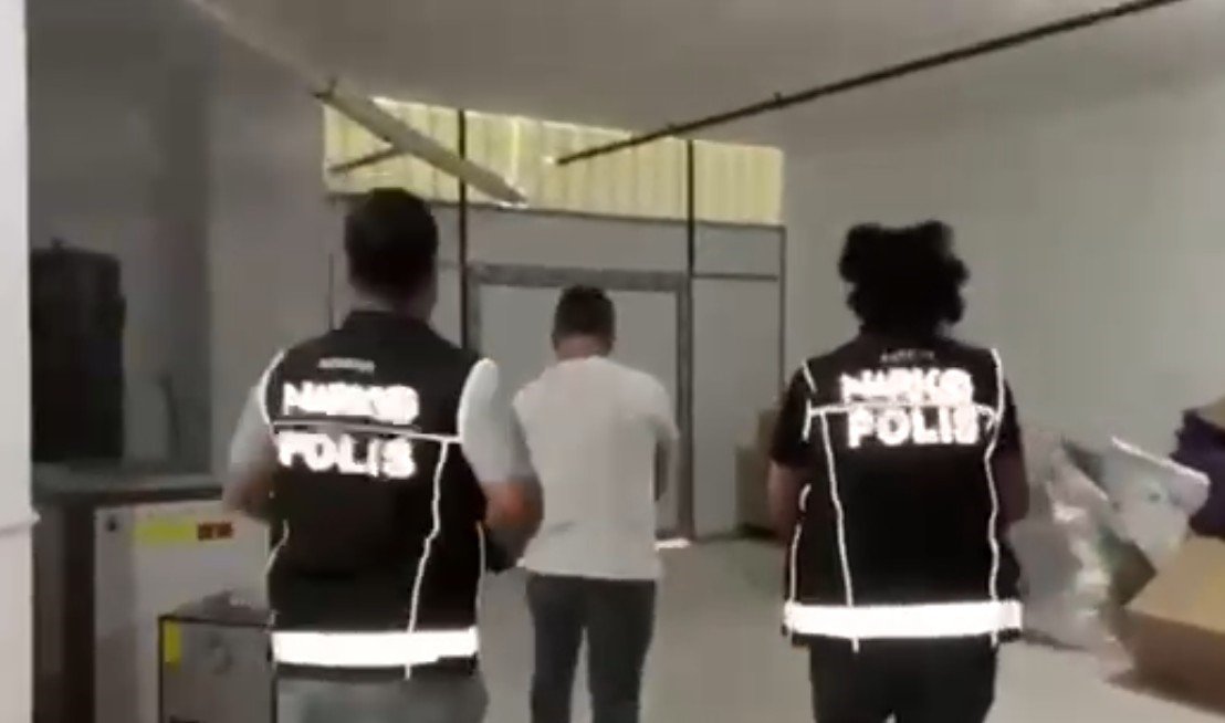 antalyada-uyusturucu-imalathanesine-operasyon-18-milyon-sentetik-ecza-hap-ele-gecirildi