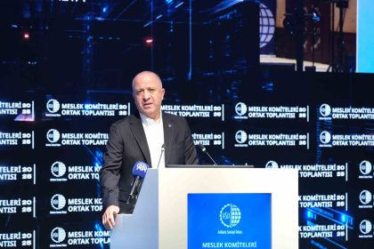 aso-baskani-ardic-yuksek-faiz-politikasi-enflasyonu-kontrol-altina-almakta-basarili-olamadigi-gibi-reel-sektoru-de-nefessiz-birakiyor