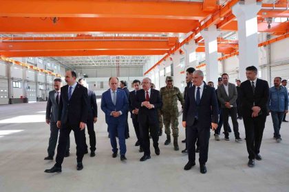 bakan-guler-savunma-sanayisi-tedarikci-bulusmalari-programina-katildi