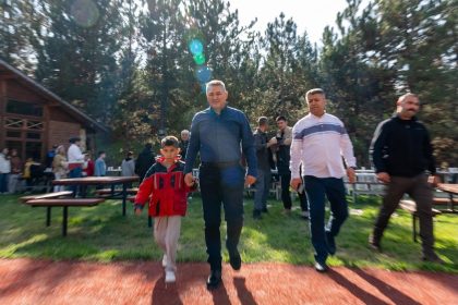 bilecik-emniyeti-cocuklarin-gonullerine-dokundu