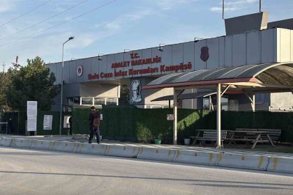 cezaevinde-babasinin-hastanelik-ettigi-4-yasindaki-kizdan-sevindirici-haber