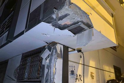 eyupsultanda-sokaga-dalan-vinc-dehset-sacti-mahalleli-sokaga-dokuldu