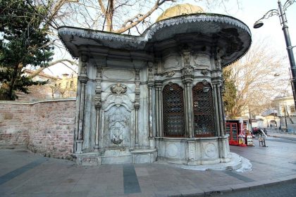 fatihte-tarihi-sebiller-yeniden-hayat-buluyor