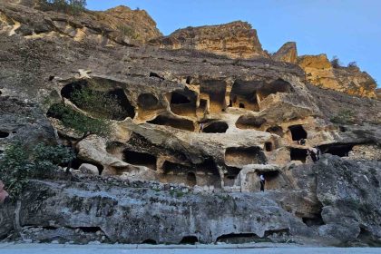 gabar-dagindaki-sakli-cennet-7-katli-apartman-magarasi