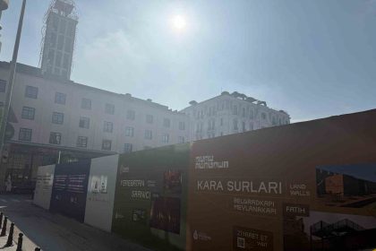 ibbnin-otopark-eziyeti-mercan-ve-karakoyde-esnaf-dukkan-kapatiyor