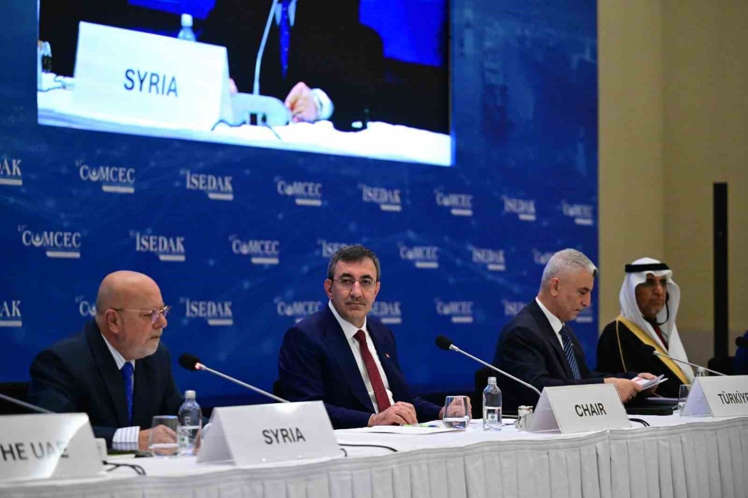 isedak-bakanlar-toplantisina-suriye-oturumlari-damga-vurdu