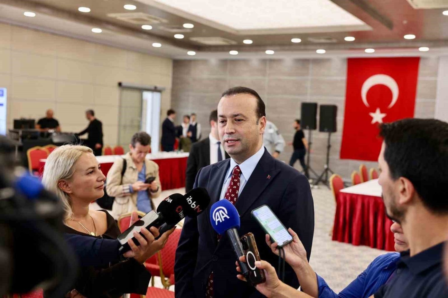 istanbulda-dorduncu-ihale-en-yuksek-taksi-plakasi-5-milyon-tlye-satildi