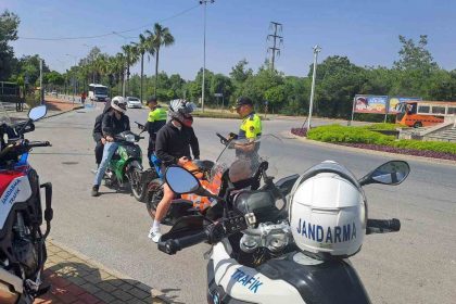 jandarma-ekiplerinden-motosiklet-denetimi