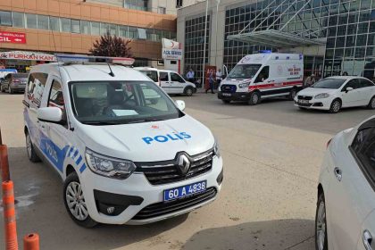 kavgayi-ayirmak-isteyen-amcasini-yanlislikla-vurarak-olumune-neden-oldu