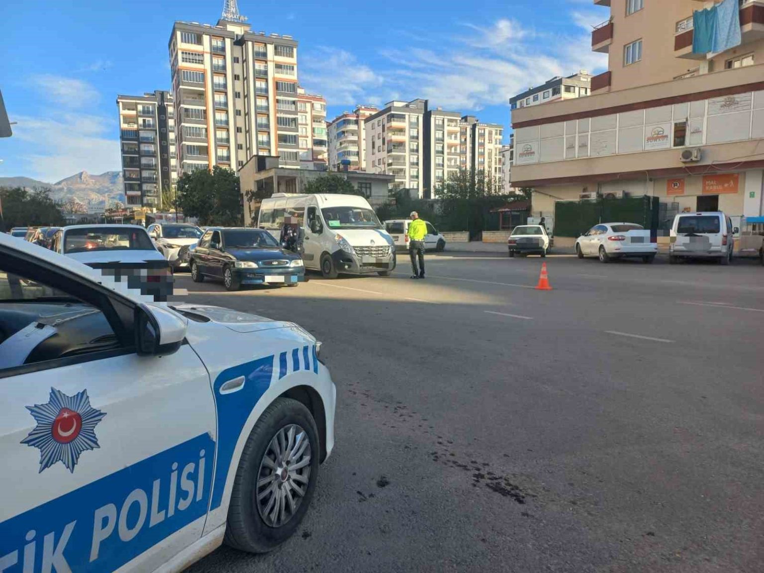 kozanda-guven-uygulamalari-3-sahis-yakalandi