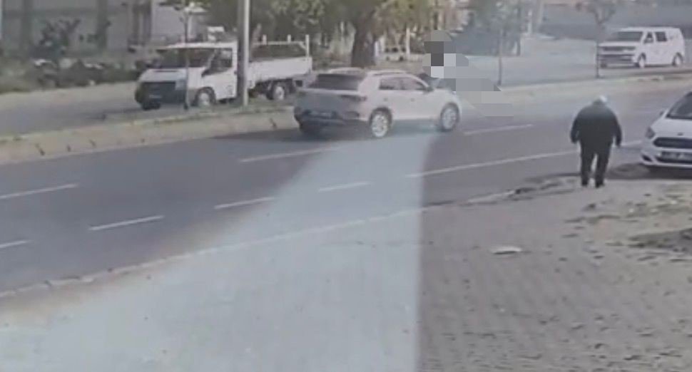 lise-ogrencisi-dogum-gununden-2-gun-sonra-otomobilin-carpmasi-sonucu-hayatini-kaybetti