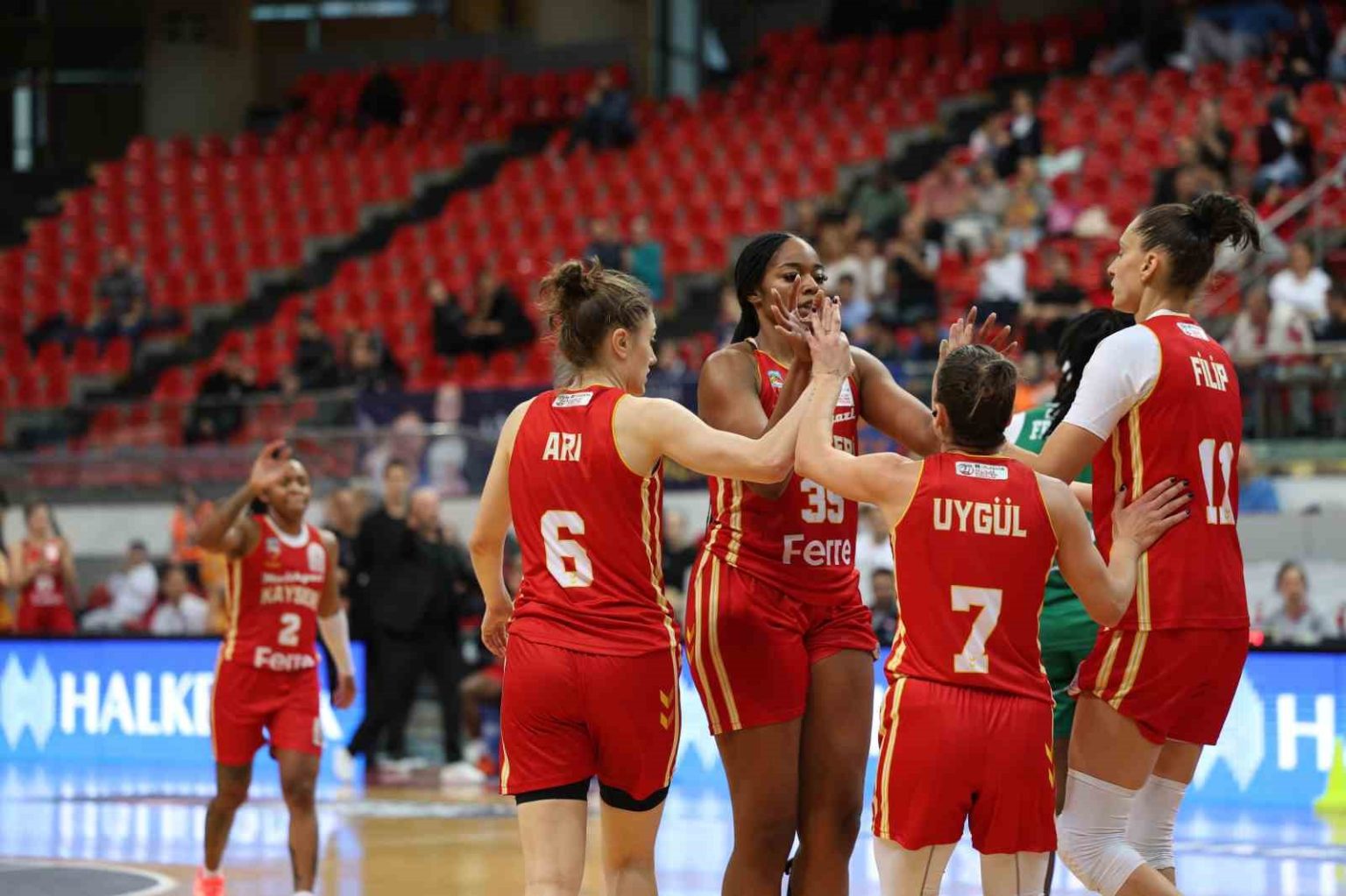 melikgazi-kayseri-basketbol-2-galibiyetini-aldi