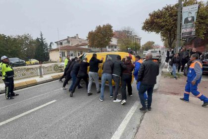 metrelerce-suruklendi-emniyet-kemeriyle-hayatta-tutundu